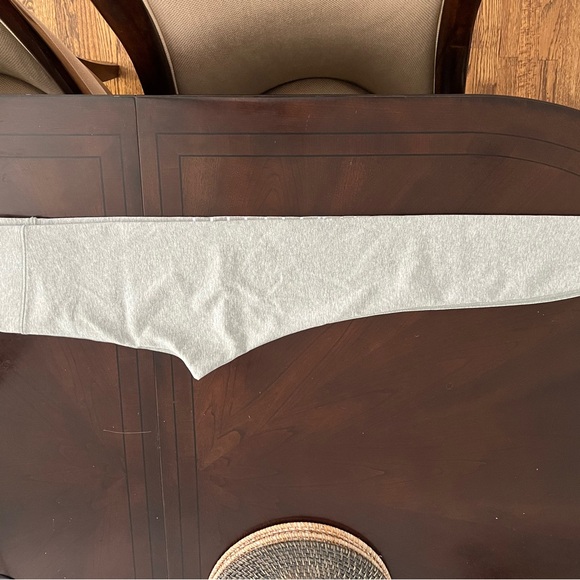 Nike Sportswear Classics
Women's Graphic High-Waisted Leggings - Picture 7 of 7